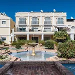 Calma House Aloha Gardens By Vps *