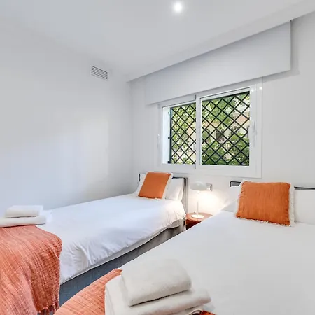 Апартаменти Calma House Aloha Gardens By Vps