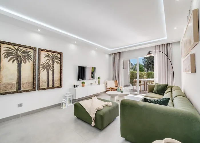 Calma House Aloha Gardens By Vps