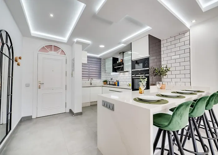 Apartment Calma House Aloha Gardens By Vps