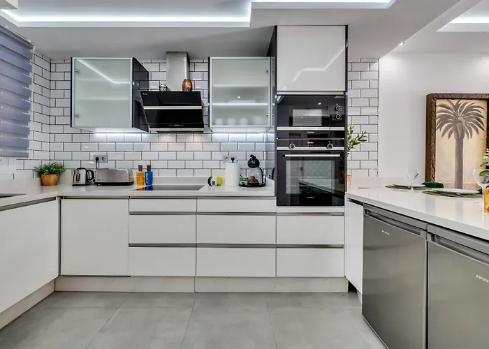 Calma House Aloha Gardens By Vps Apartment Marbella